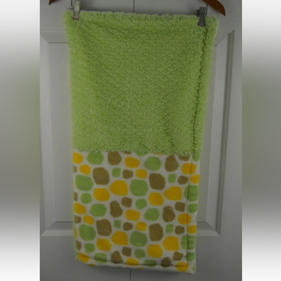 Animal Print Baby Blanket Patchwork Squares Yellow Green Off White Tan Giraffe - Picture 2 of 6